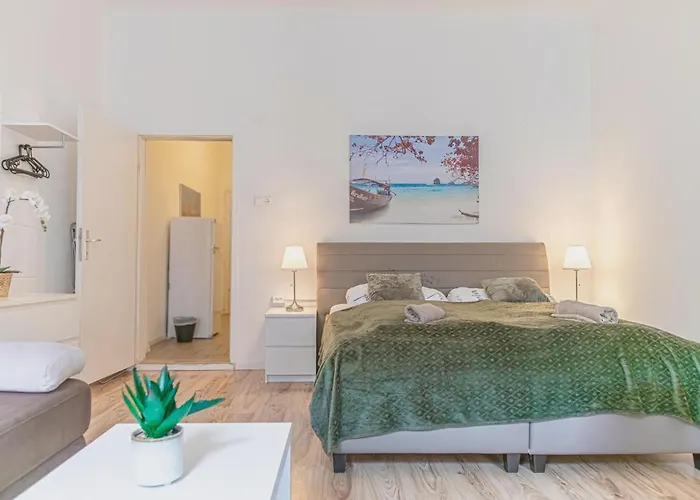 Comfy 2br Very Central, 10-min To Westbahnhof