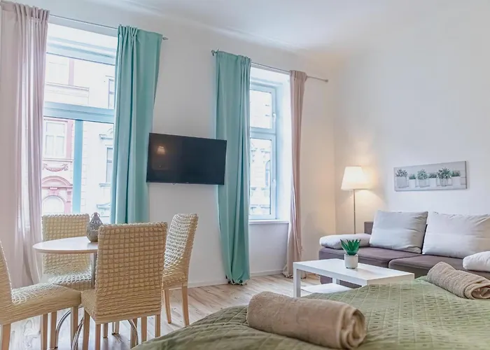Comfy 2br Very Central, 10-min To Westbahnhof Apartman *