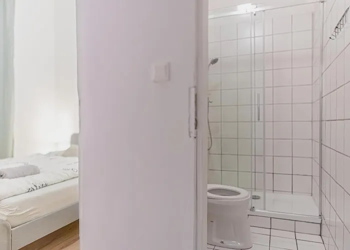 Comfy 2br Very Central, 10-min To Westbahnhof